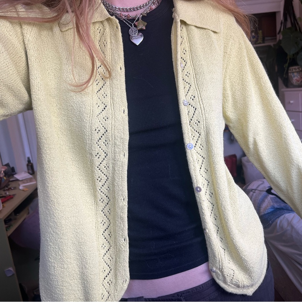 dainty sweater <3